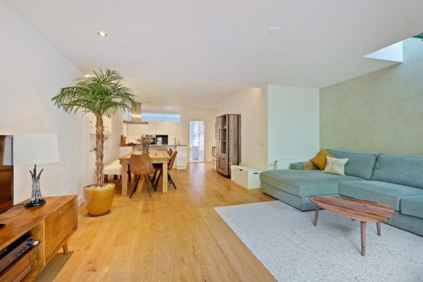 Medium property photo - Helmholtzstraat 83h, 1098 LH Amsterdam